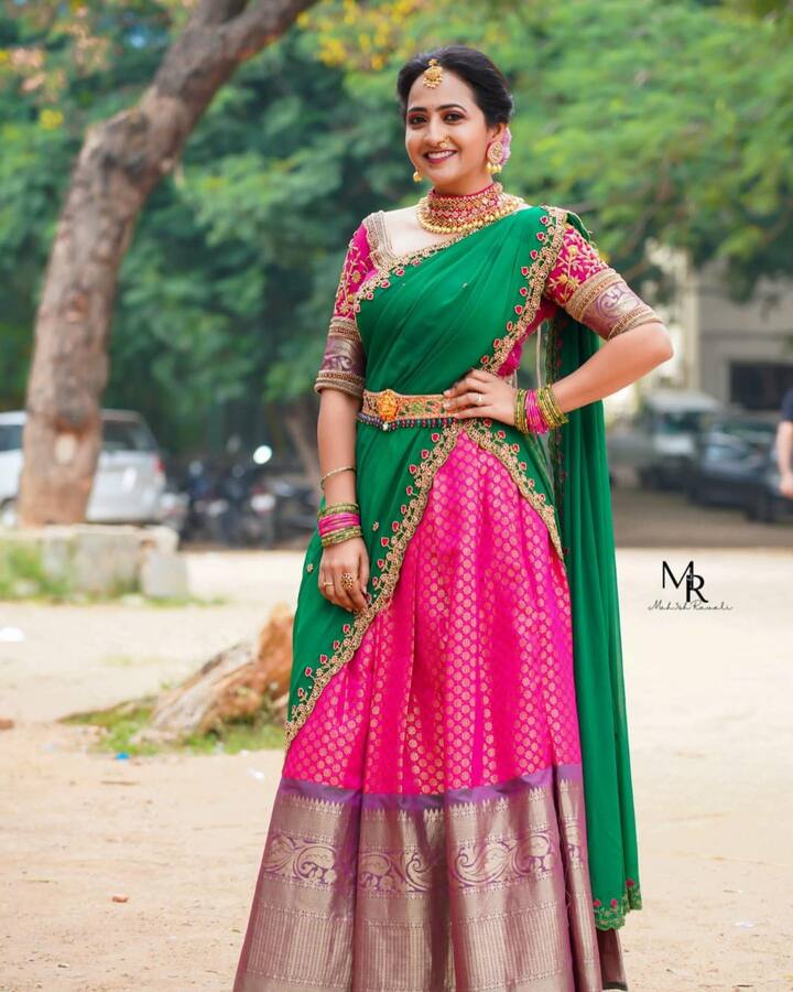 (Photo Courtesy : Instagram) 'సంథింగ్ స్పెషల్' కార్యక్రమంలో రవితో కలిసి చాలా ఏళ్లు ఆ కార్యక్రమాన్ని నడిపించింది.