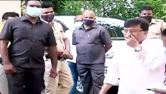 Aryan Khan Drugs Case : फर्ज़ी दस्तावेज़ मामले में समीर वानखेड़े पर हो सकता है एक्शन