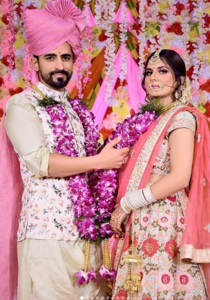 The actress got married to her pilot boyfriend Vasdev Singh Jasrotia in May 2 this year and the couple celebrated the festival with pomp and show.  [pic credit: Instagram/Isha Anand Sharma]