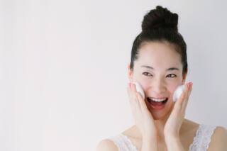 Amazon Festival Sale: Check Out 5 Great Deals On Facewash For Winters, Prices Start At Just Rs 100