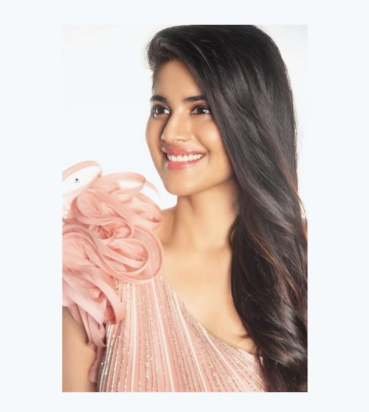 (Image Credit/Megha Akash Instagram)హ్యాపీ బర్త్ డే మేఘా ఆకాశ్