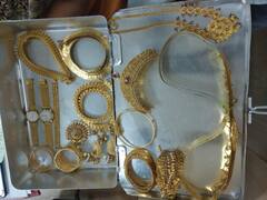 சுகாதார துணை இயக்குனர் வங்கி லாக்கரில் கட்டுக்கட்டாக பணம்... 160 சவரன் நகை ஆகியவை பறிமுதல்!