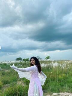 Ritabhari Chakraborty: অভিনয় ছাড়া আর কী করেন ঋতাভরী চক্রবর্তী?