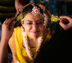 Kajal Aggarwal Wedding Photos: लहंगे में लिए थे सात फेरे तो रिसेप्शन पर फिश कट क्रॉप टॉप गाउन में Kajal Aggarwal लगीं थीं सबसे यूनिक