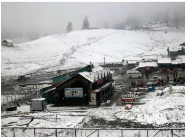 Weather Update Cold wave increased due to snowfall in Himachal Pradesh heavy rain may occur in these states for next 3-4 days know the weather condition Weather Update: हिमाचल में बर्फबारी से बढ़ी शीतलहर, इन राज्यों में अगले 3-4 दिनों तक हो सकती है बारिश, जानिए मौसम का हाल