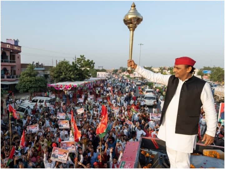 UP Election 2022: यूपी में सभी सियासी दलों की नजर पिछड़ा वोट बैंक पर, लुभाने के लिए अपना रहे नई-नई रणनीति UP Election 2022: All political parties in UP are eyeing on backward vote banks, adopting new strategies ANN UP Election 2022: यूपी में सभी सियासी दलों की नजर पिछड़ा वोट बैंक पर, लुभाने के लिए अपना रहे नई-नई रणनीति