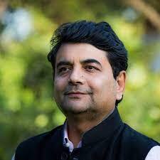 Congress नेता RPN Singh सरकार को याद कर क्यों करने लगे जूते चप्पलों की बात