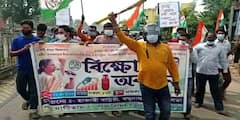 ব্যাট হাতে ডিজেল মেশিনে মাল্যদান, জ্বালানির দাম বৃদ্ধির প্রতিবাদে দফায় দফায় বিক্ষোভ তৃণমূলের