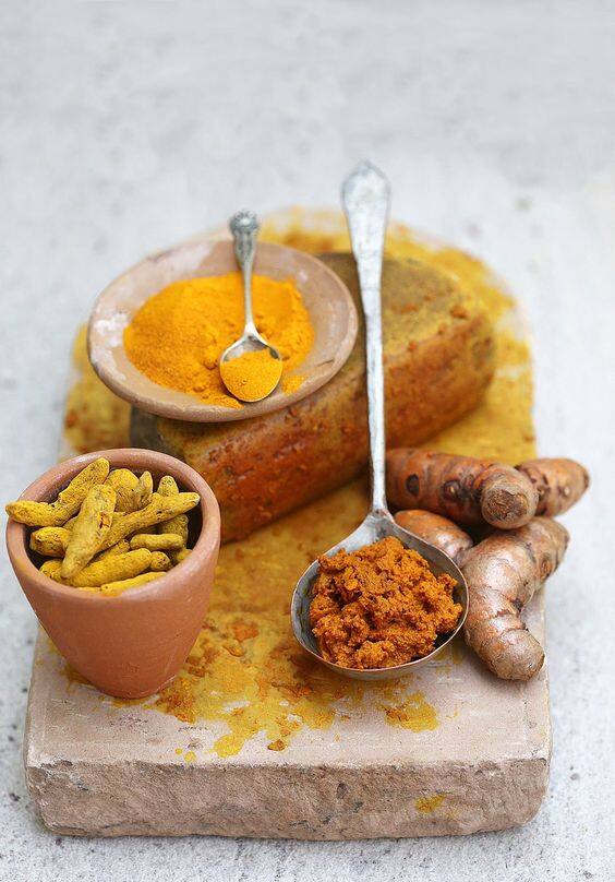 অতিরিক্ত হলুদে ক্ষতি