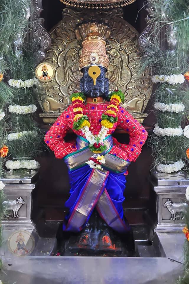 कोरोनाच्या संकटामुळे गेली दोन वर्षे वारकरी संप्रदायाचा सर्वात मोठा उत्सव असणाऱ्या आषाढी कार्तिकी यात्रा होऊ शकल्या नाही. (Photo tweeted by : @PandharpurVR)