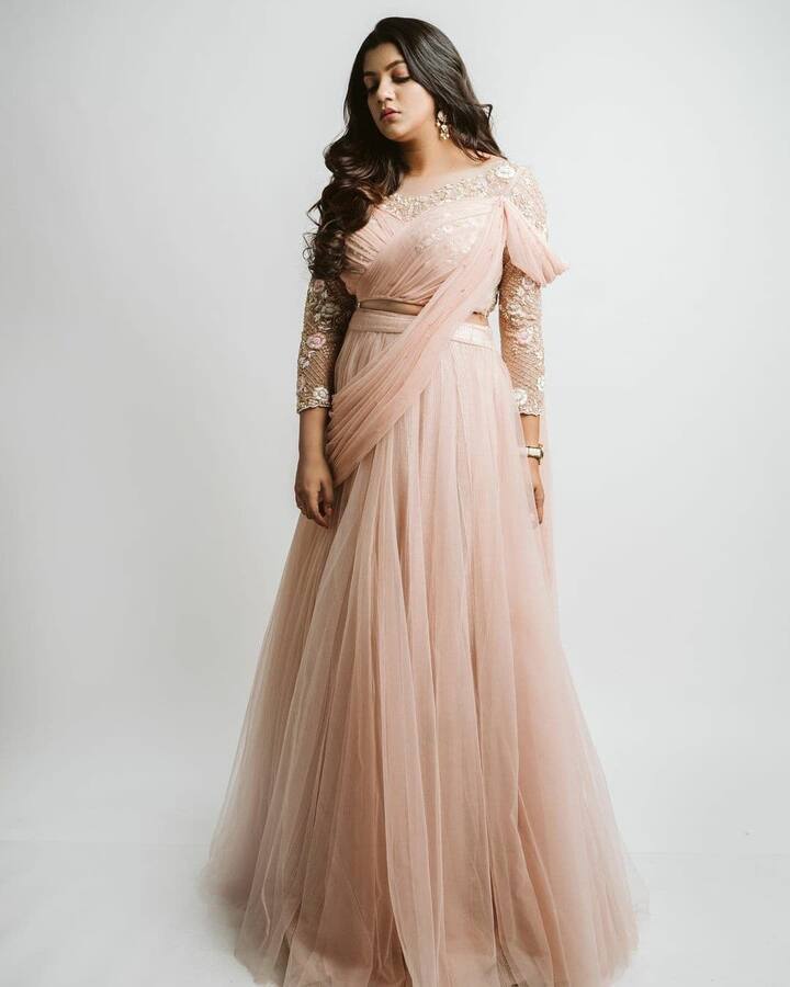 கொன்னுதான் போறாளே