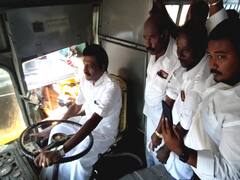 மயிலாடுதுறை: அரசு பேருந்தை இயக்கிய எம்எல்ஏ - அசந்து போன பொதுமக்கள்...!