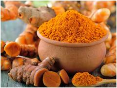 Health Care Tips: Turmeric खाने से खून में हो सकती है Iron की कमी, जानें इसे खाने के नुकसान