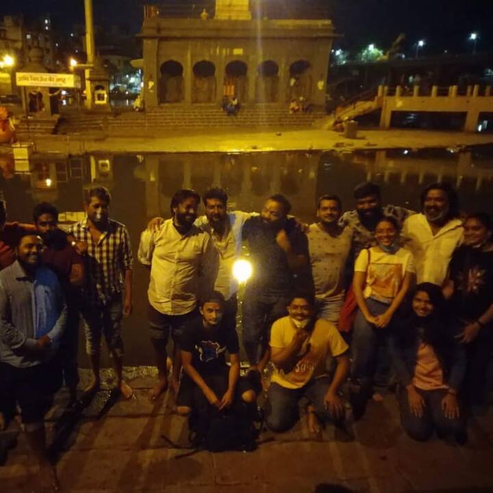 जितेंद्र जोशी ने सोशल मीडियावर सिनेमाला मिळालेल्या यशाबद्दल लिहिले आहे, तो म्हणालाय..बोर्डाच्या परिक्षेत पहिलं आल्यासारखं वाटतंय. (Photo:@jitendrajoshi27/IG)