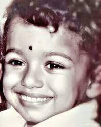 நடிகர்களின் குழந்தைப்பருவம்..