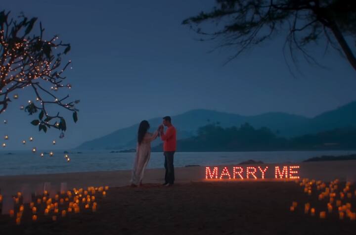 ਅਕਸ਼ੇ ਕੁਮਾਰ ਨੇ ਕੁਝ ਘੰਟੇ ਪਹਿਲਾਂ ਹੀ ਫਿਲਮ 'ਮੇਰੇ ਯਾਰਾ' ਦੇ ਦੂਜੇ ਗੀਤ ਦਾ ਟੀਜ਼ਰ ਵੀਡੀਓ ਆਪਣੇ ਟਵਿਟਰ ਹੈਂਡਲ 'ਤੇ ਸ਼ੇਅਰ ਕੀਤਾ ਸੀ। ਇਸ ਦੇ ਨਾਲ ਹੀ ਫਿਲਮ ਦੀ ਲੀਡ ਅਦਾਕਾਰਾ ਕੈਟਰੀਨਾ ਕੈਫ ਨੇ ਵੀ ਇਸ ਟੀਜ਼ਰ ਨੂੰ ਸ਼ੇਅਰ ਕੀਤਾ ਹੈ।