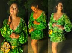 માલદીવ વેકેશનમાં મનાવવા ગયેલી એક્ટ્રેસ રશ્મિ દેસાઇએ ગ્રીન શોર્ટ ડ્રેસ પહેરીને મચાવ્યો તહેલકો, હૉટ અદાઓની તસવીરો મિનીટોમાં થઇ વાયરલ