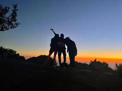 পাহাড়ের কোলে ছুটি কাটাচ্ছেন জাহ্নবী কপূর, দেখে নিন সেই ছবি