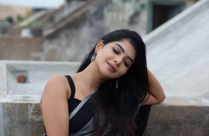 மொத்தத்தில் காதலின் எடை என்னையாகும் இப்படி சோதிக்கிறாய்