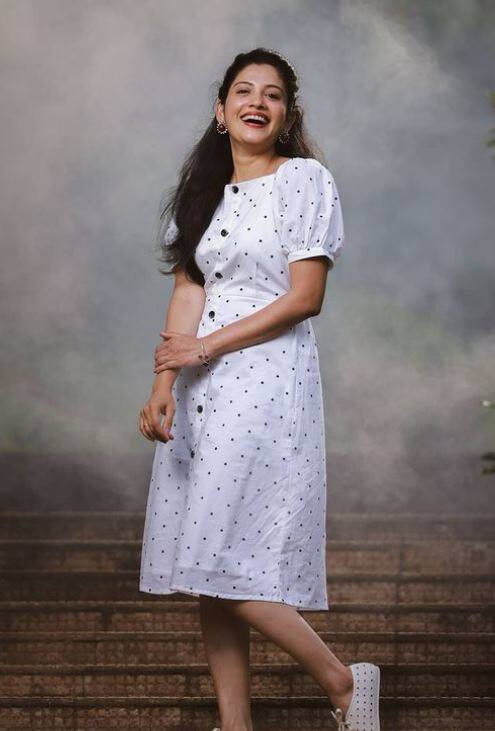 கொஞ்சியே கொந்தளி அன்பையே அன்பளி இது மாறாதே