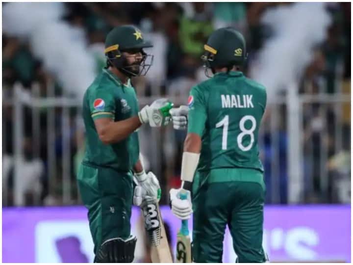 T20 World Cup 2021: पाकिस्तान की लगातार दूसरी जीत, राउफ के तूफान में उड़ा न्यूजीलैंड, 5 विकेट से हराया