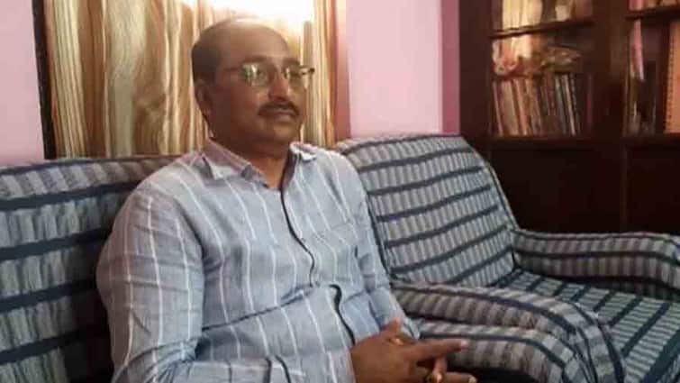 North 24 Paraganas Basirhat BJP leader Babu Master quits party, may return TMC Babu Master quits BJP:  বিজেপি ছাড়লেন বাবু মাস্টার, মমতার কাছে ক্ষমাপ্রার্থনা, উসকে দিলেন তৃণমূলে প্রত্যাবর্তনের জল্পনা