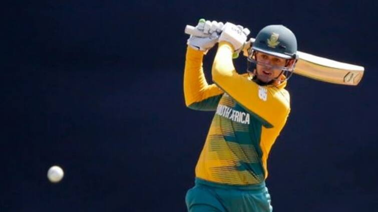 T20 World Cup 2021: Quinton de Kock pulls out of South Africa against West Indies after refusing to take knee support of BLM Quinton de Kock: হাঁটু গেড়ে বর্ণবিদ্বেষের প্রতিবাদে নারাজ, কী শাস্তি পেতে চলেছেন কুইন্টন ডি কক?