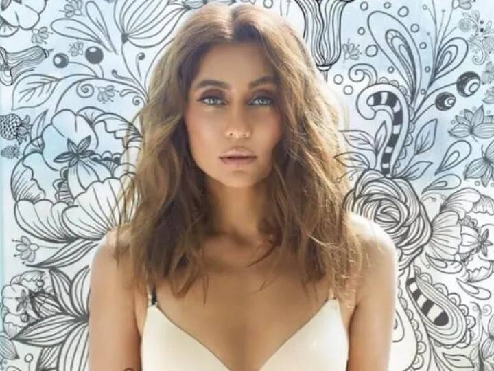 Anusha Dandekar has spoken about entering Bigg Boss 15, know what she said क्या Bigg Boss 15 में एंट्री करने वाली हैं Karan Kundrra की एक्स-गर्लफ्रेंड Anusha Dandekar, जानिए क्या बोलीं एक्ट्रेस?