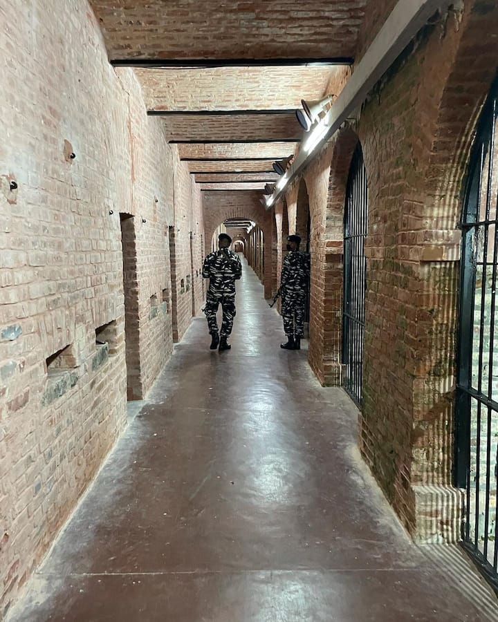 सभी तस्वीरें कंगना रनौत के इंस्टाग्राम से ली गई हैं.