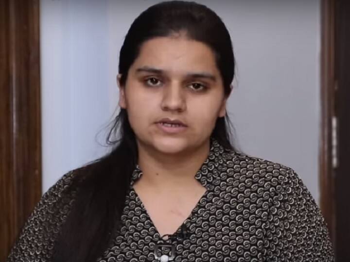 IAS Success Story how many hours a candidate should study to get success in UPSC Know from Nisha Grewal UPSC CSE 2020 AIR 51 IAS Success Story: यूपीएससी में सफलता के लिए हर दिन कितने घंटे पढ़ाई करना जरूरी? Nisha Grewal से जान लीजिए  