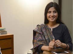 UP Election 2022: कितनी पढ़ी-लिखी हैं Akhilesh Yadav की पत्नी Dimple Yadav, जानें यहां