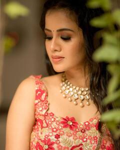 அஞ்சனா... அஞ்சனா... கெஞ்சினால் நீ தானா!