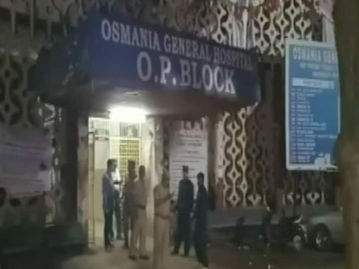 Telangana: Junior Doctors Stage Protest Wearing Helmets In Osmania GH In Hyderabad After Ceiling Fan Falls On Colleague Telangana: Junior Doctors Stage Protest Wearing Helmets In Osmania Hospital After Ceiling Fan Falls On Colleague