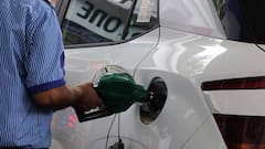 Petrol-Diesel Price, 30 October: అంతకంతకూ పెరుగుతున్న పెట్రోల్ ధర, డీజిల్ కూడా అదే దారిలో.. నేటి ధరలివీ..