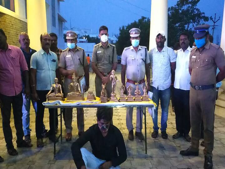 The looted 9 idols were recovered by Theni police on the same day கொள்ளையடிக்கப்பட்ட 9 ஐம்பொன் சிலைகள் தேனி போலீசாரால் ஒரே நாளில் மீட்பு...!