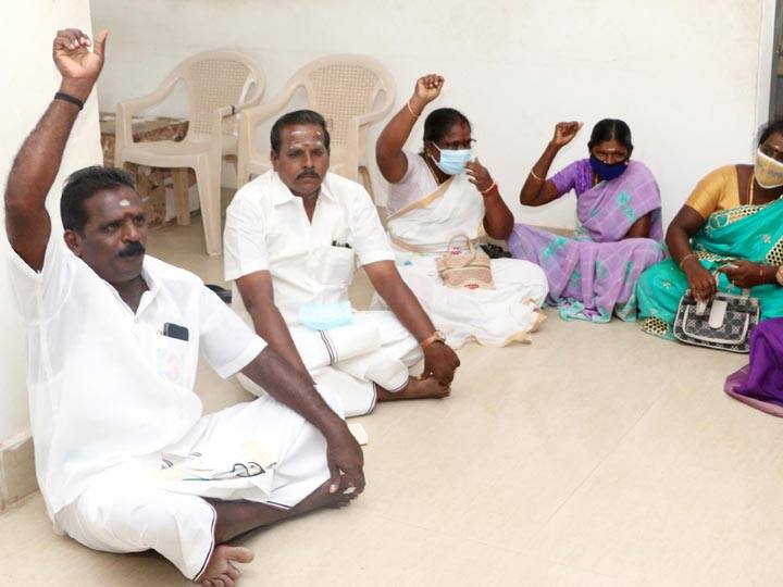 Thanjavur: Kumbakonam Panchayat Union meeting ended in 5 minutes - AIADMK members protest 5 நிமிடத்தில் முடிந்த கும்பகோணம் ஊராட்சி ஒன்றிய கூட்டம் - அதிமுக உறுப்பினர்கள் உள்ளிருப்பு போராட்டம்