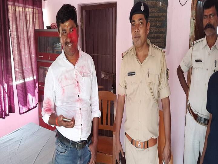 Bihar Panchayat Election: नामांकन के बाद मुखिया ने किया आत्मसमर्पण, पुलिस को थी तलाश