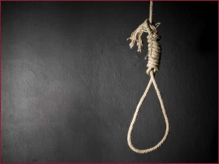 Tamil Nadu Teacher Hangs Self After His Student's Suicide Citing Rape In Trichy Tamil Nadu: Trichy Teacher Hangs Self Week After Student Ends Life Citing Rape
