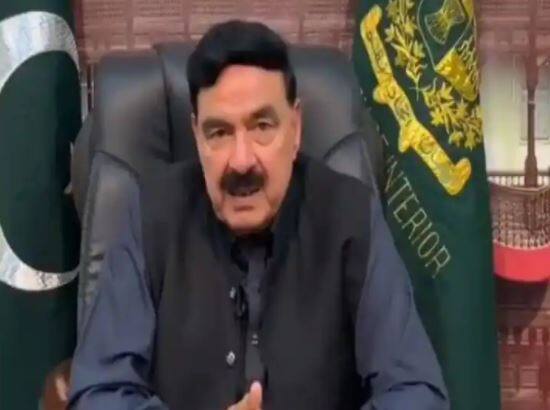 Pakistan Home Minister accuses TLP of using AK-47 by police Pakistan News: पाकिस्तान के गृहमंत्री ने TLP पर लगाया AK-47 इस्तेमाल करने का आरोप, हिंसक झड़प में मारे गए पुलिसकर्मी