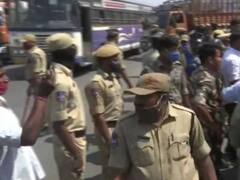 हैदराबाद में नशीले पदार्थों की बिक्री के खिलाफ तलाशी अभियान तेज, जानिए पुलिस कैसे असमाजिक तत्वों से निपट रही है