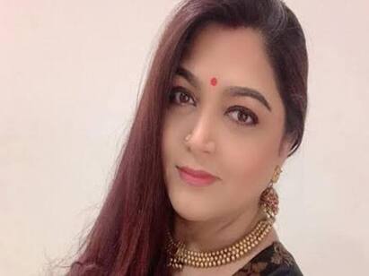 Actress Khushboo tweeted about the Annatha trailer ‛அப்போதே இப்படி இருந்திருக்கலாம்...’ அண்ணாத்த ட்ரெய்லரை சுட்டிக்காட்டி குஷ்பு வருத்தம்!
