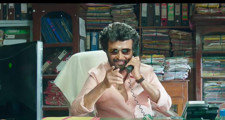 The first trailer for Rajinikanth’s upcoming action-drama Annaatthe is out. Rajinikanth Film Annaatthe : रजनीकांत यांची चाहत्यांना दिवाळी भेट; 'अन्नत्थे' चा  धमाकेदार ट्रेलर रिलीज