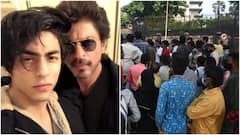 Aryan Khan: আরিয়ানের জামিনের পর শাহরুখের বাসভবন মন্নতে স্বস্তির হাওয়া| Bangla News