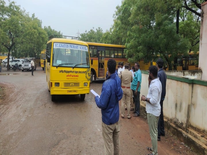 more than 7 thousand buses of private schools are stopped, demanding road tax waiver in Chhattisgarh Chhattisgarh News:निजी स्कूलों के 7 हजार से अधिक बसों के पहिए थमे, रोड टैक्स माफी की कर रहे हैं मांग