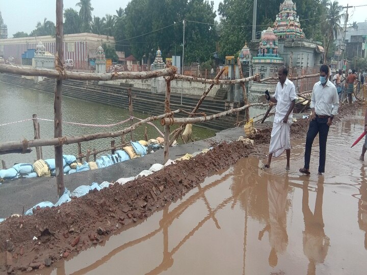 கனமழை: இரண்டாவது முறை இடிந்த கமலாலயக் குளம் சுற்றுச்சுவர்!