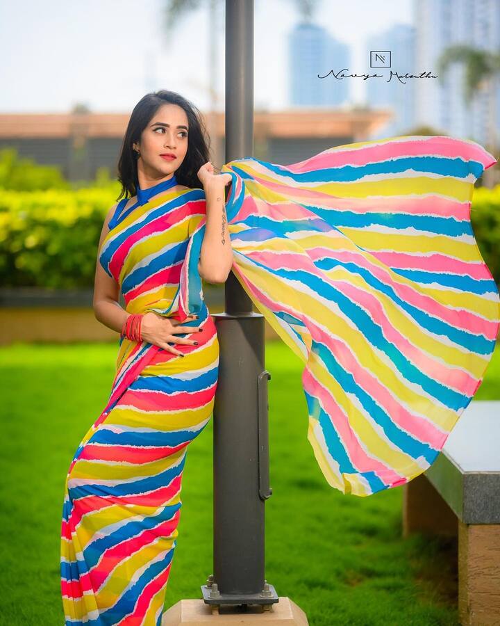 (Image credit: Instagram) దీప్తి సునయన క్యూట్ పిక్స్