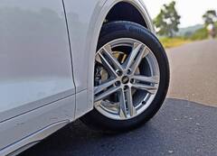 દમદાર એન્જિન અને નવા ફિચર્સ વાળી Audi Q5 ભારતીય માટે બની ખાસ ઓપ્શન, ખરીદતા પહેલા વાંચી લો Audi Q5નો રિવ્યૂ.........