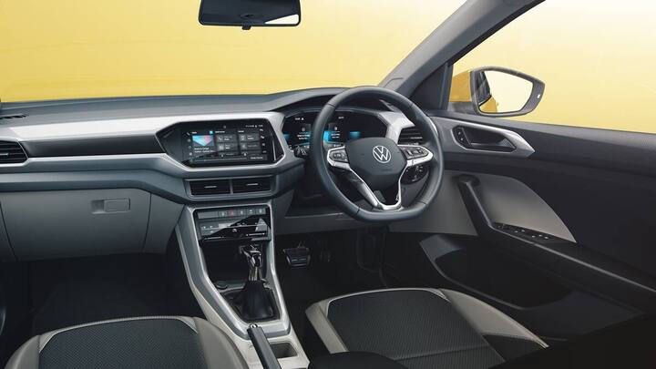 ਸ਼ਾਨਦਾਰ ਡਿਜ਼ਾਈਨ: Volkswagen Taigun MQB A0 IN ਪਲੇਟਫਾਰਮ ਦਾ ਪਹਿਲਾ ਉਤਪਾਦ ਹੈ ਤੇ ਇਸ ਨੂੰ ਸਕਿਡ ਪਲੇਟਾਂ, ਰੂਫ ਰੇਲਸ, LED ਹੈੱਡਲੈਂਪਸ ਅਤੇ LED DRLs, ਸਪੋਰਟੀ ਡਿਊਲ ਟੋਨ ਅਲੌਏ ਵ੍ਹੀਲ ਦੇ ਨਾਲ ਸਾਈਡ ਤੇ ਵਹੀਲਸ ਆਰਚ 'ਤੇ ਵਧੇਰੇ ਕਲੈਡਿੰਗ ਹੈ।