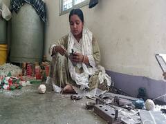 Bihar News: जीविका ने बदली शबनम की जिंदगी, अब डिजाइनर मोमबत्ती बनाना सिखाकर कई महिलाओं दे रही रोजगार