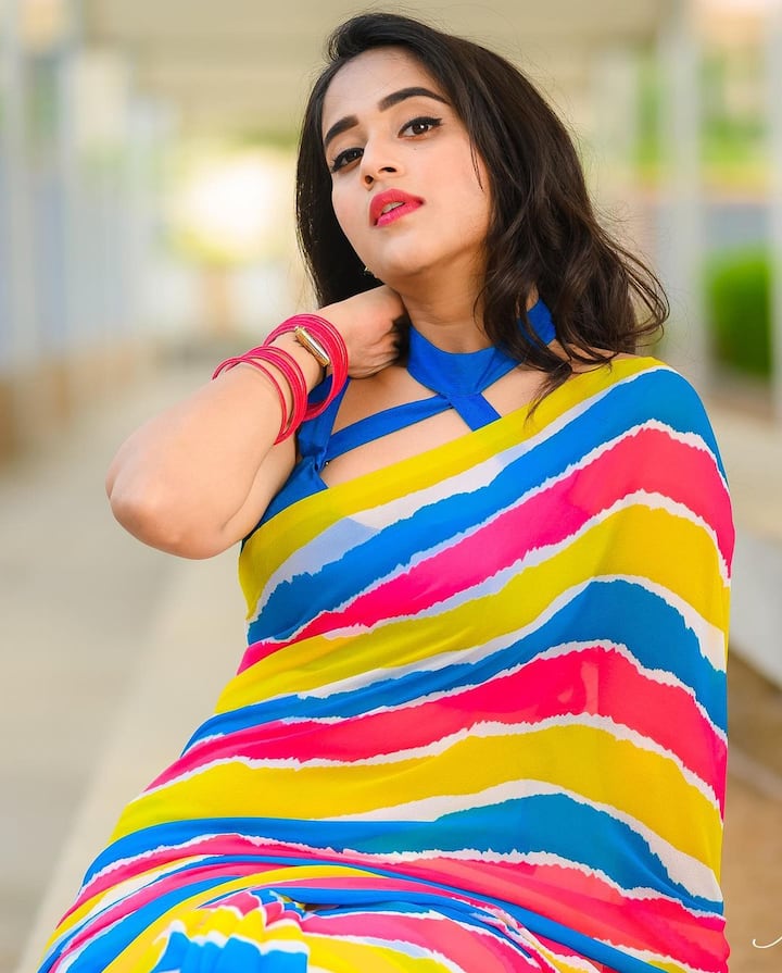 (Image credit: Instagram) చీరలో మెరిసిపోతున్న దీప్తి
